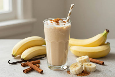 Cinnamon Roll Holiday Smoothie in a glass