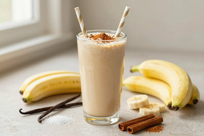 Cinnamon Roll Smoothie in a glass