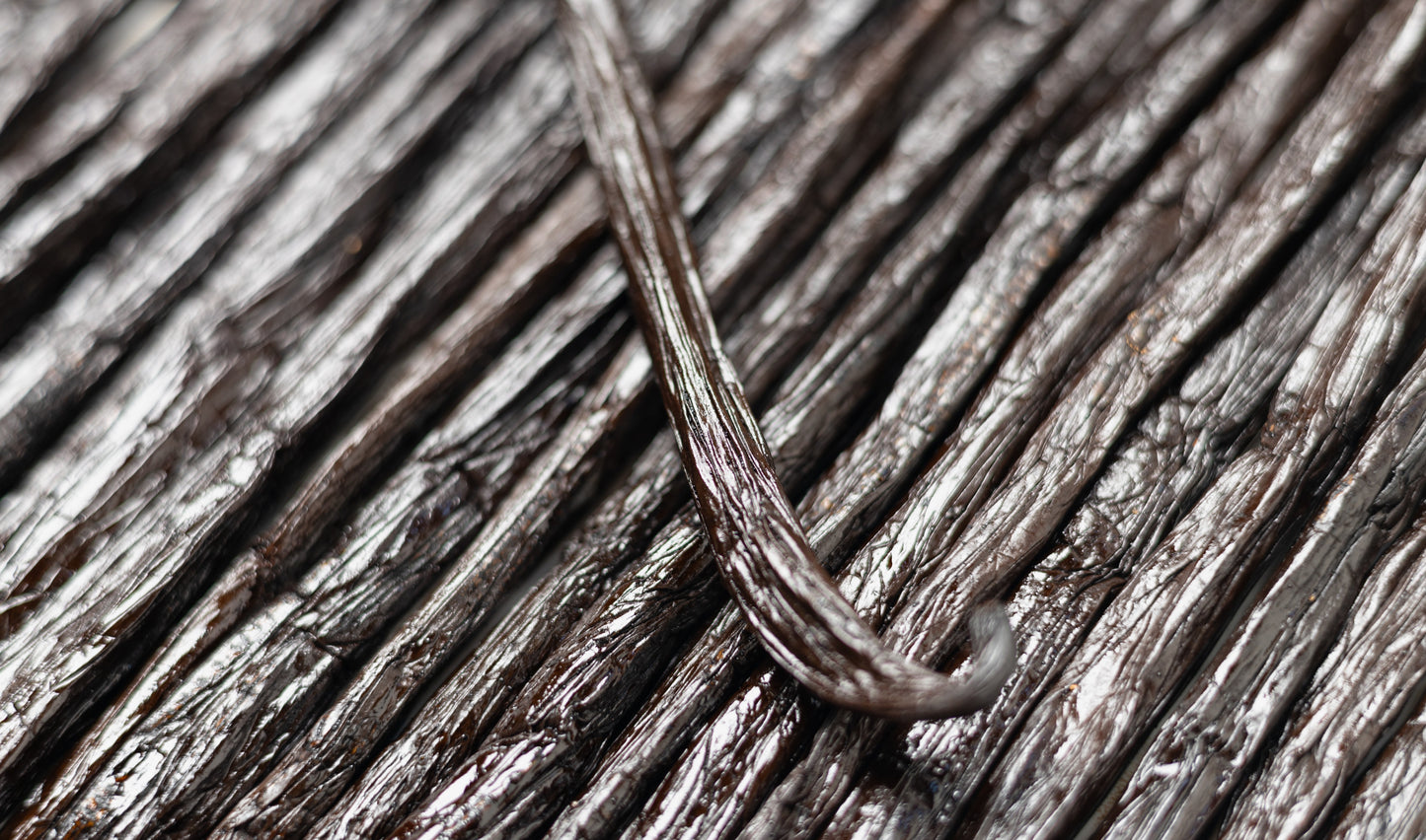 Uganda Vanilla Beans, Grade A, 4oz bag