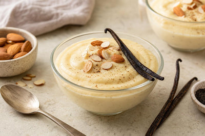 Almond vanilla pudding
